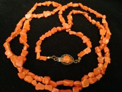 victoriancoralnecklace