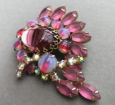 1950s Pink Brooch