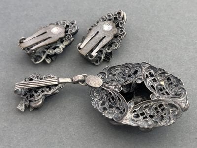 1930s Czech Chinese Pendant Set