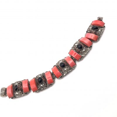 E628372C 542C 4592 A469 36E197F1C090 scaled 1920s Neiger Coral and Black Panel Bracelet